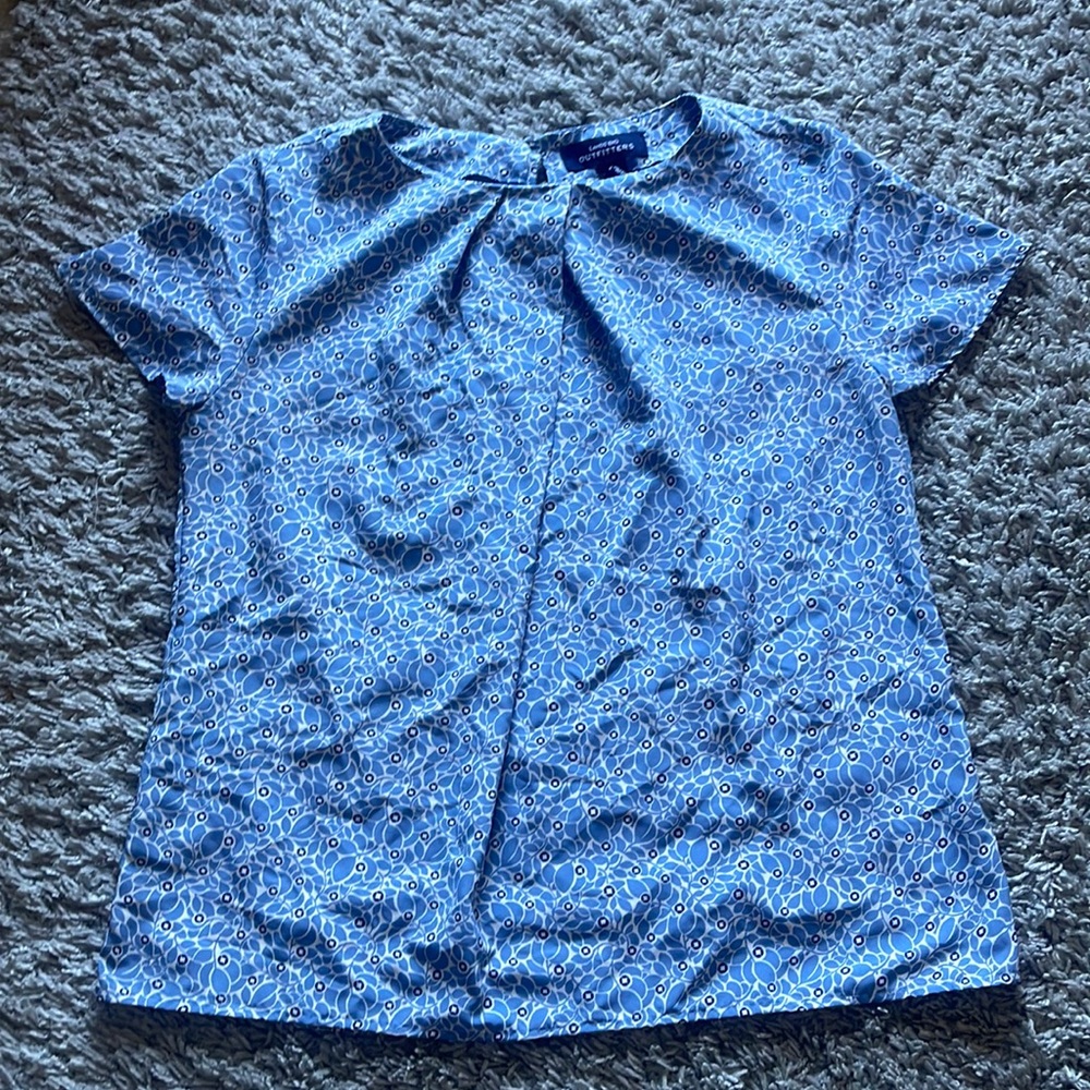 COPY - Lands’ End chase bank uniform top